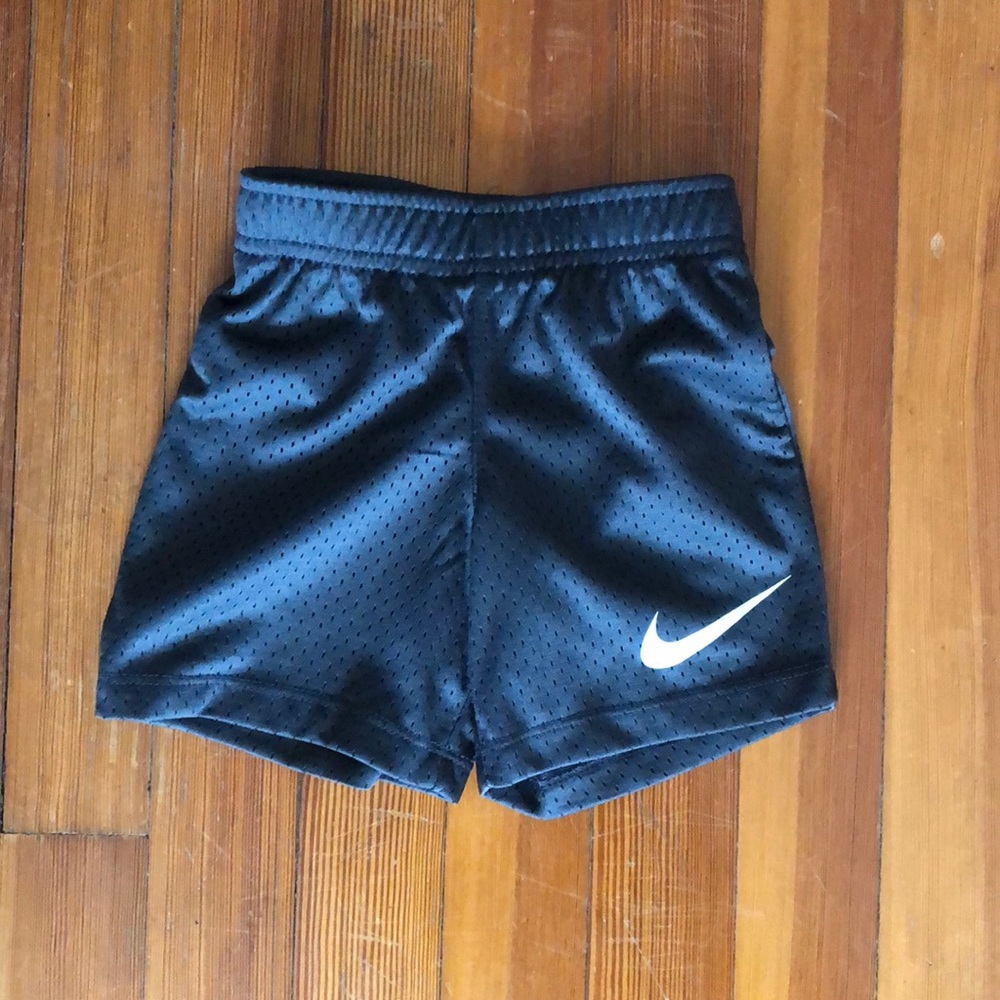 * 3/$10 *  Nike mesh shorts for tots